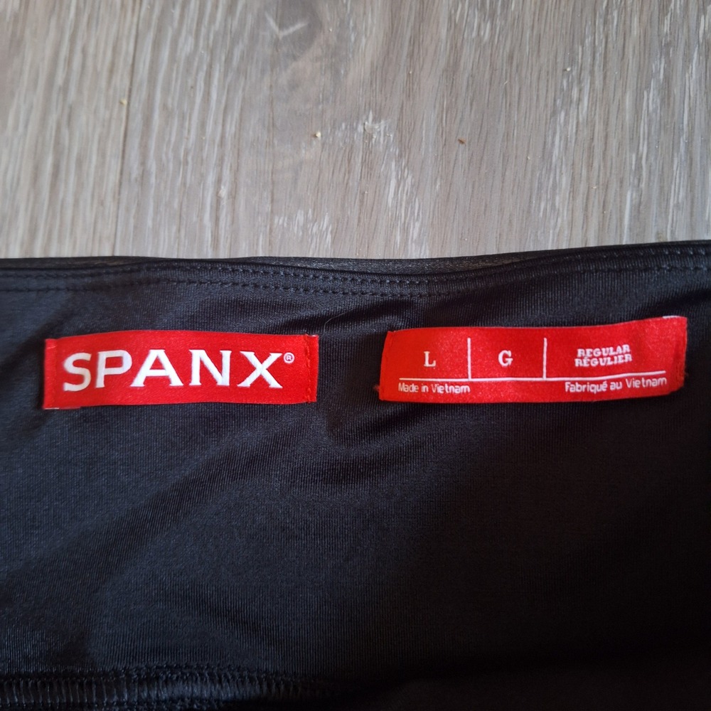 SPANX Faux Leather Leggings Black High Rise Shaping Pants NWT Size Large - Picture 2 of 8
